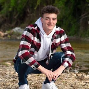 Meet your Posher, Brennan